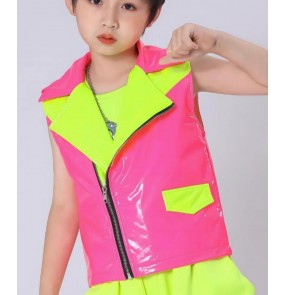 Children boys pink with neon green jazz dance waiscoats model show frames drums street dance pu leather vests music production performance sleeveless coat for kids
